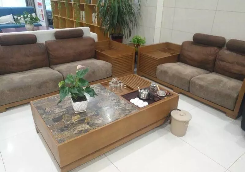 Hotelli Greentree Inn Shangqiu Liangyuan District Suiyang Avenue