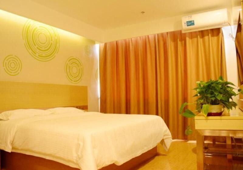 בית מלון כפרי Greentree Inn Taiyuan Wanbailin District West Bua Station Express