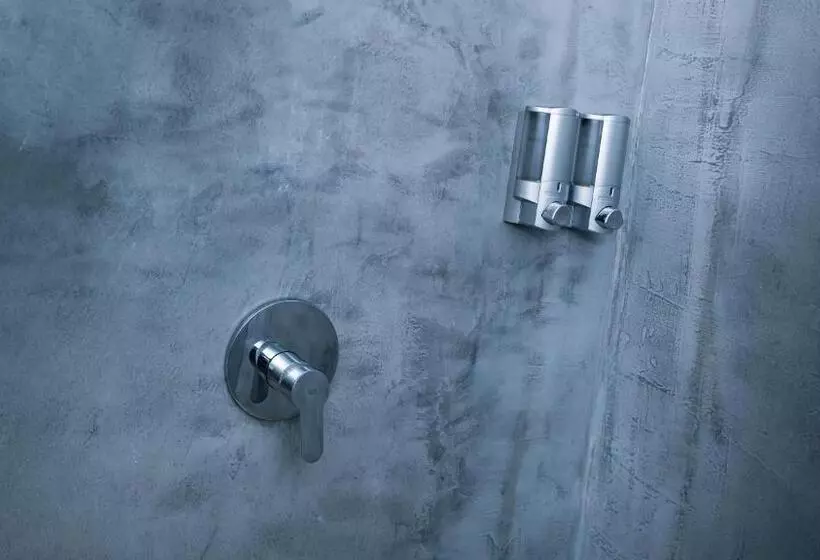 هتل La Placita Inn