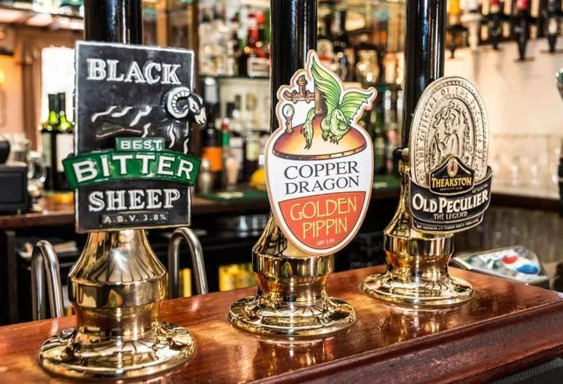 هاستل The Queens Head Kettlesing