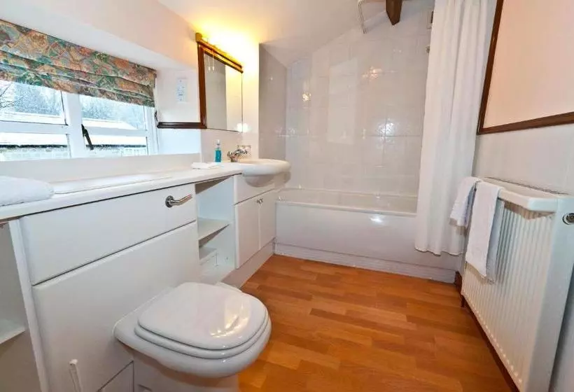 هاستل The Queens Head Kettlesing