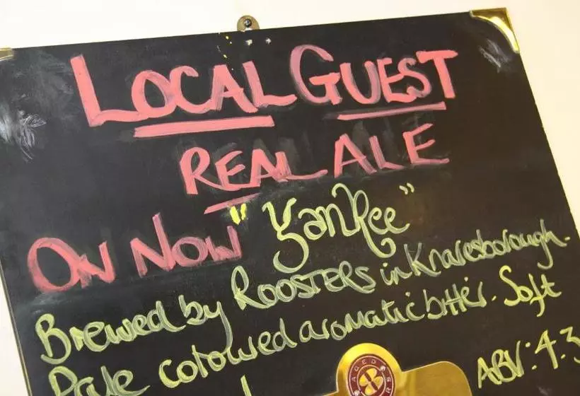 هاستل The Queens Head Kettlesing