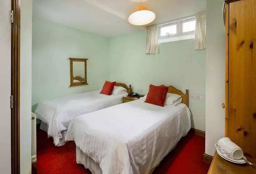 هاستل The Queens Head Kettlesing