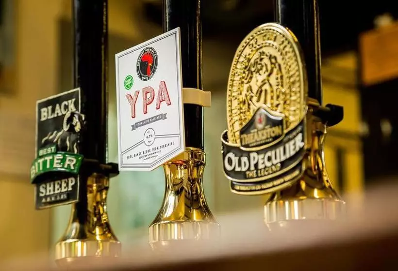 هاستل The Queens Head Kettlesing