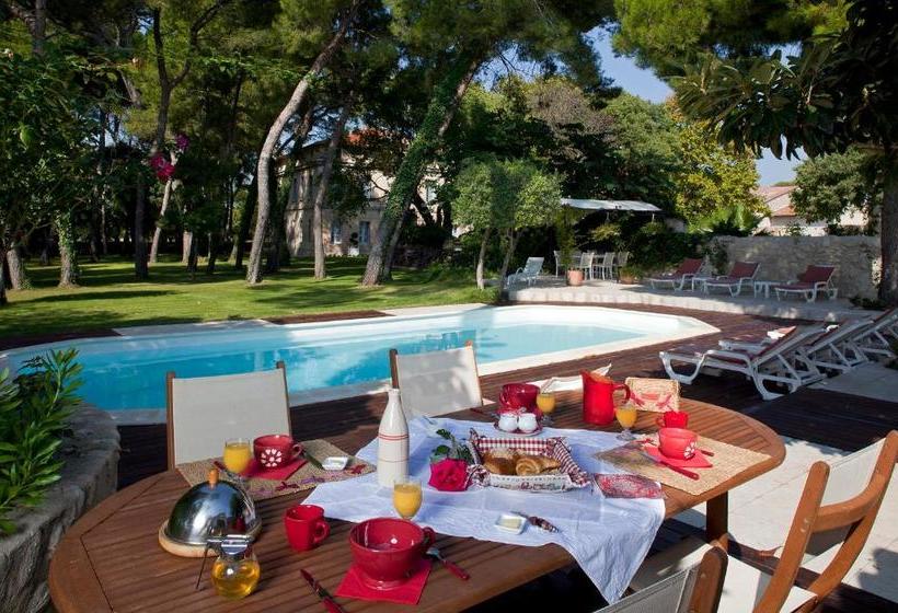 צימר Chateau Sainte Colombe