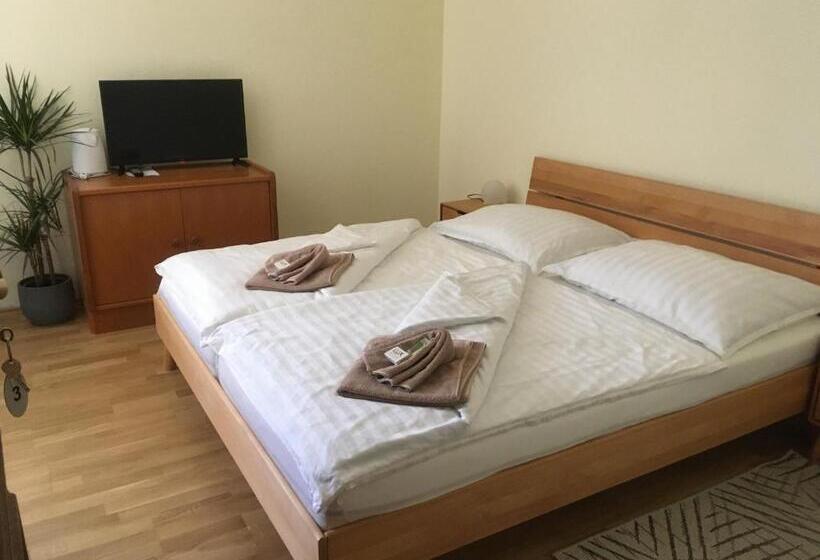 ベッドアンドブレックファースト Lindenhof Ybbs