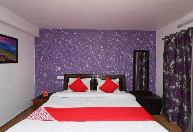 Hotelli Oyo 22268 The Janvi Cottage