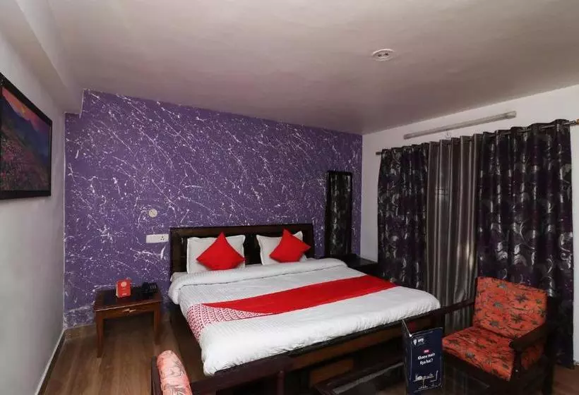 Hotelli Oyo 22268 The Janvi Cottage