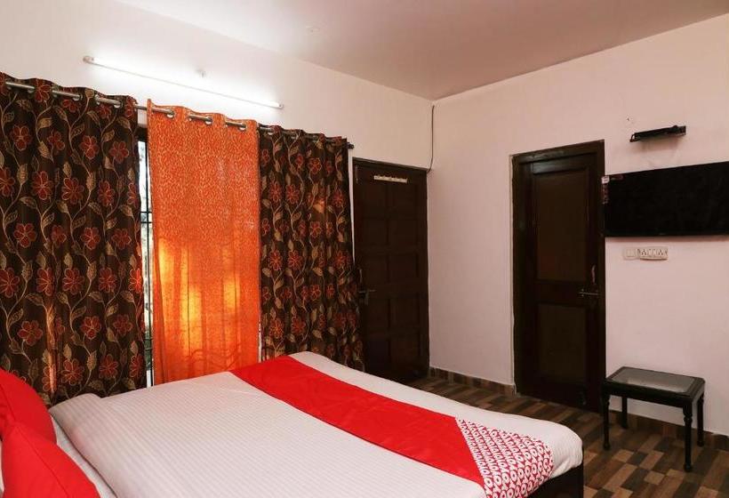 酒店 Oyo 22268 The Janvi Cottage