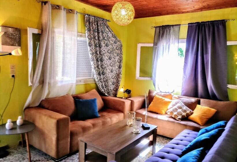 Katakolo Swim & Stay Big House 8 Guests