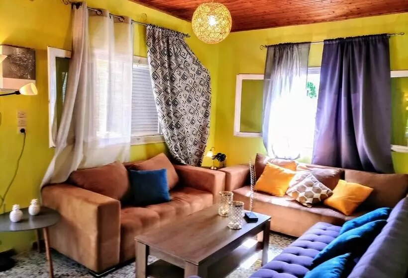 Katakolo Swim & Stay Big House 8 Guests