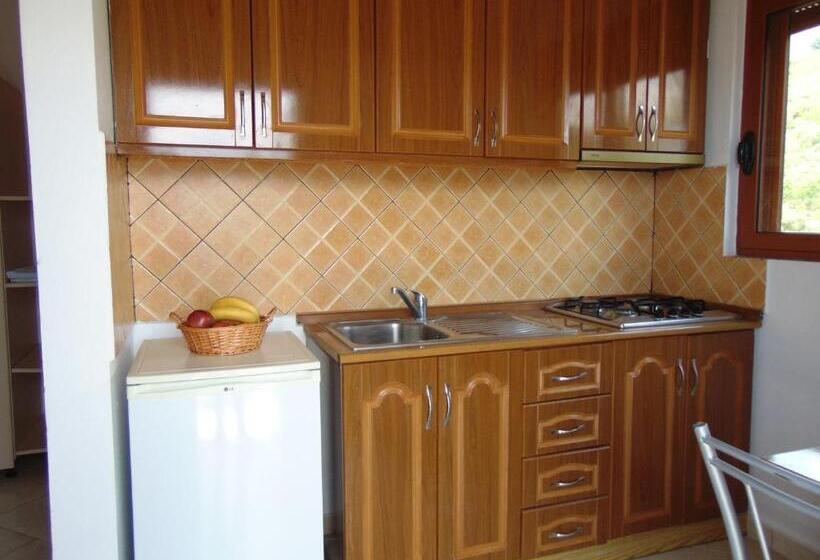 بنسيون Residence Jazoj