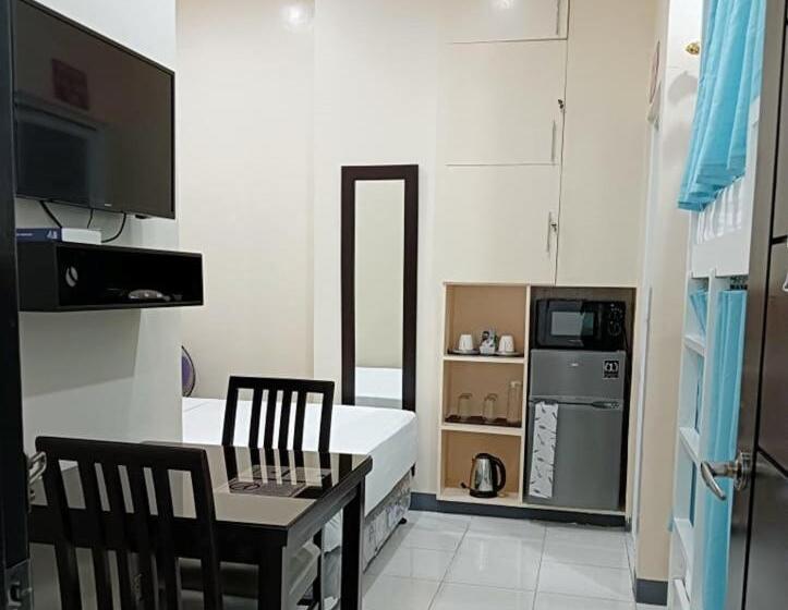 פנסיון Rosetta Guest House