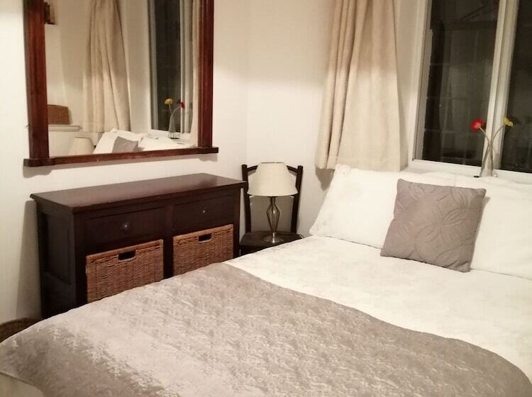 The Old Cook S House