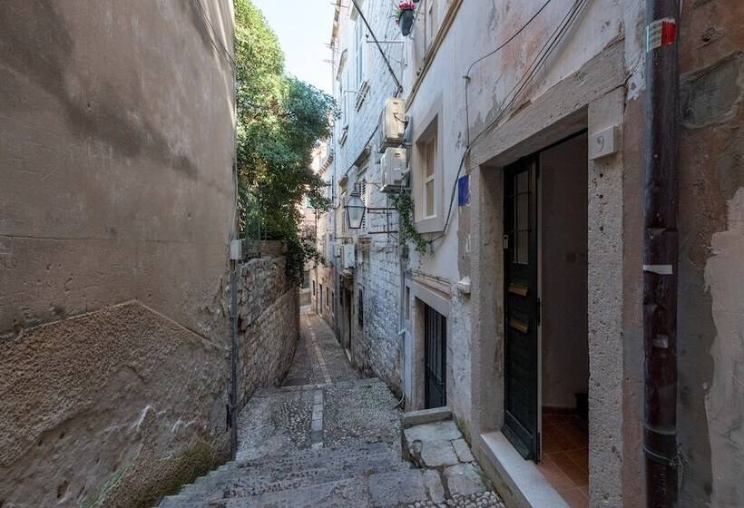 Old Town Fantastic 2