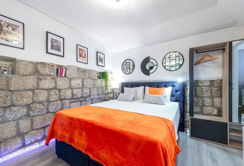 Old Town Fantastic 2