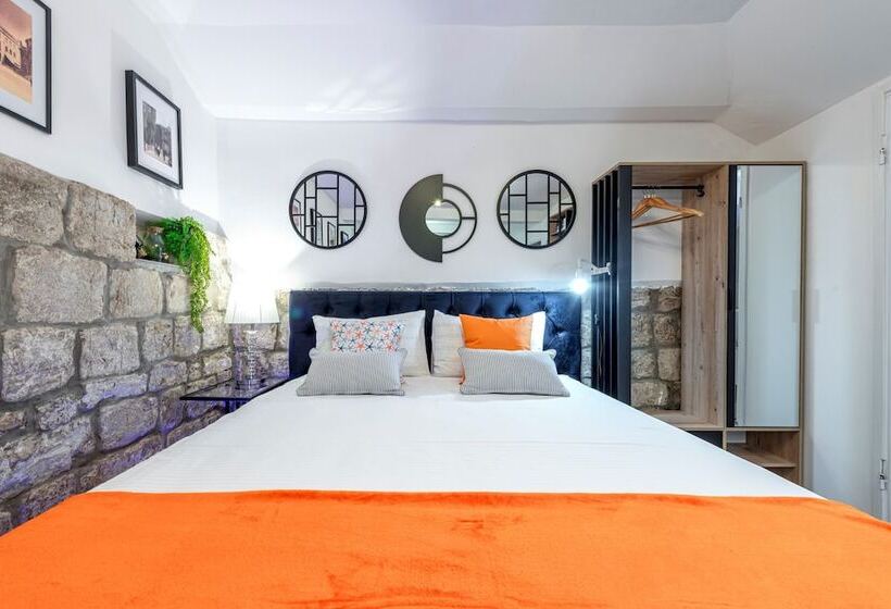 Old Town Fantastic 2