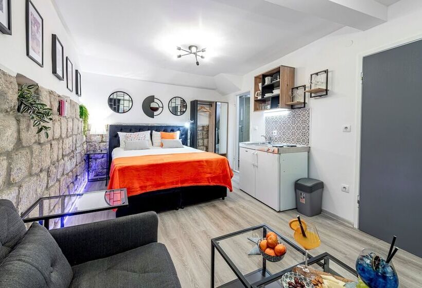 Old Town Fantastic 2