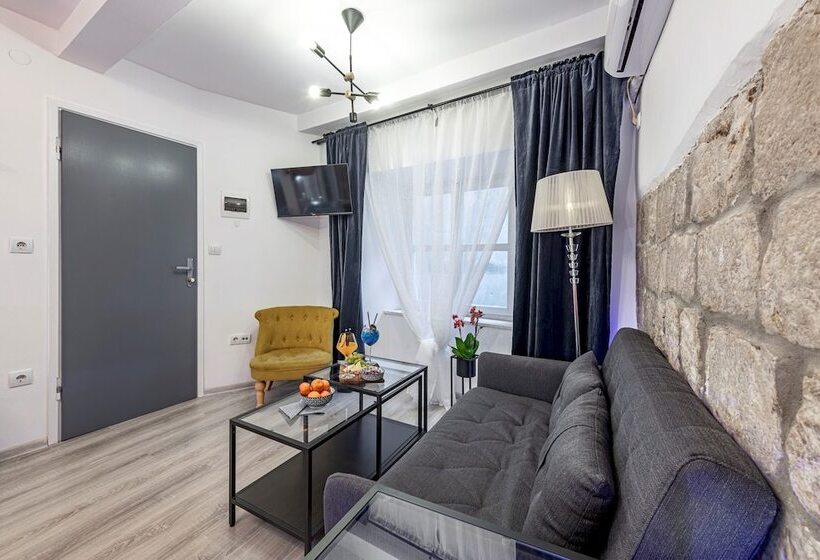 Old Town Fantastic 2