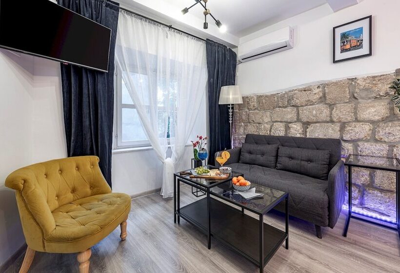 Old Town Fantastic 2