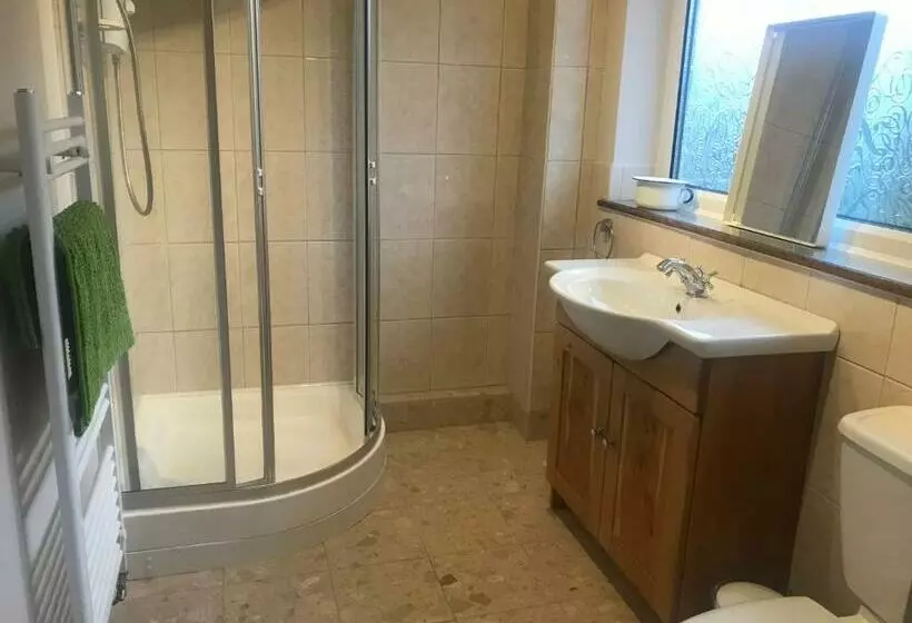 Aamiaismajoitus (B&B) Nant Gloyw Oswestry