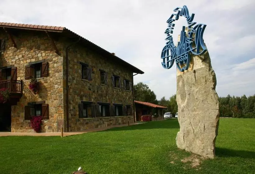 Eco Hotel Rural Lurdeia   Adults Only