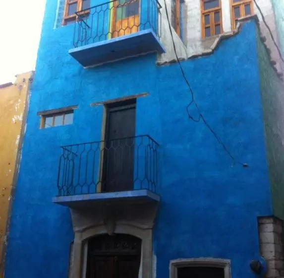 Hotel Del Color