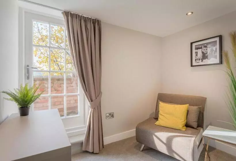 ホテル Heritage Mews Nottingham