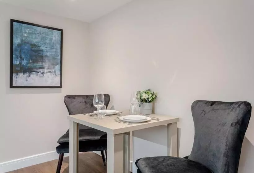 ホテル Heritage Mews Nottingham