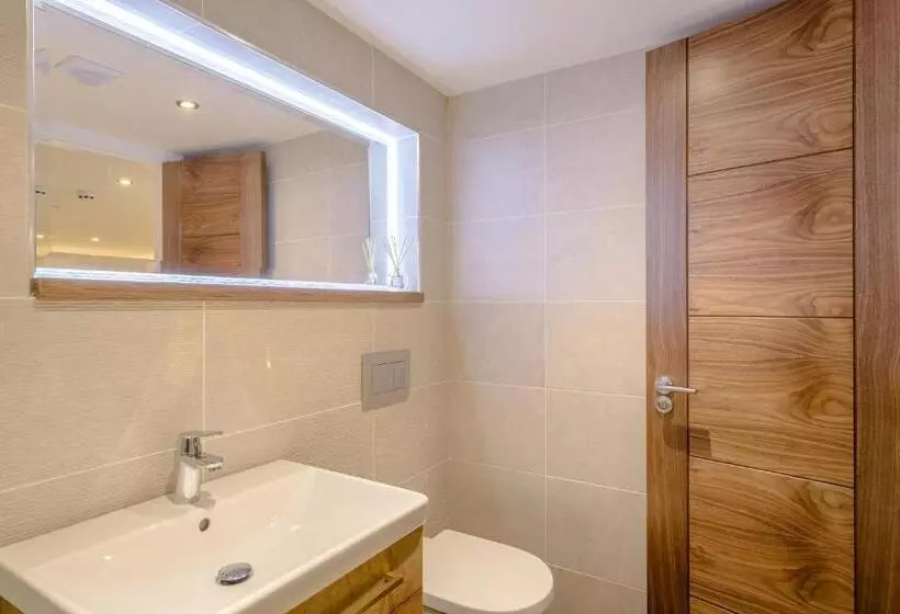 ホテル Heritage Mews Nottingham