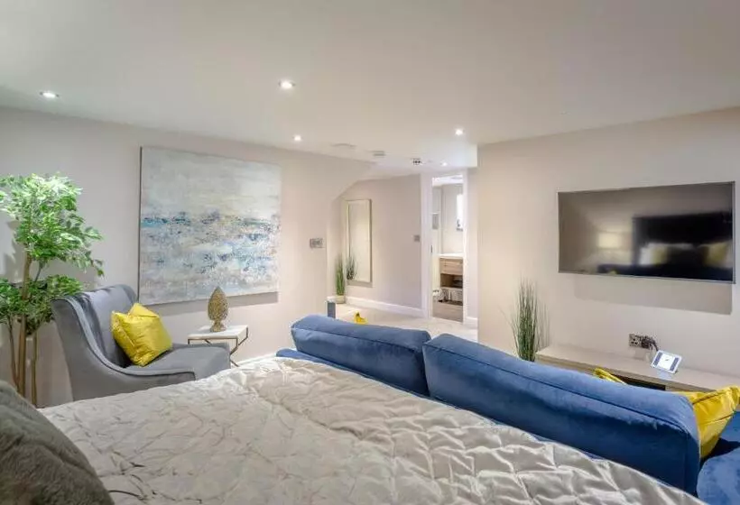 ホテル Heritage Mews Nottingham