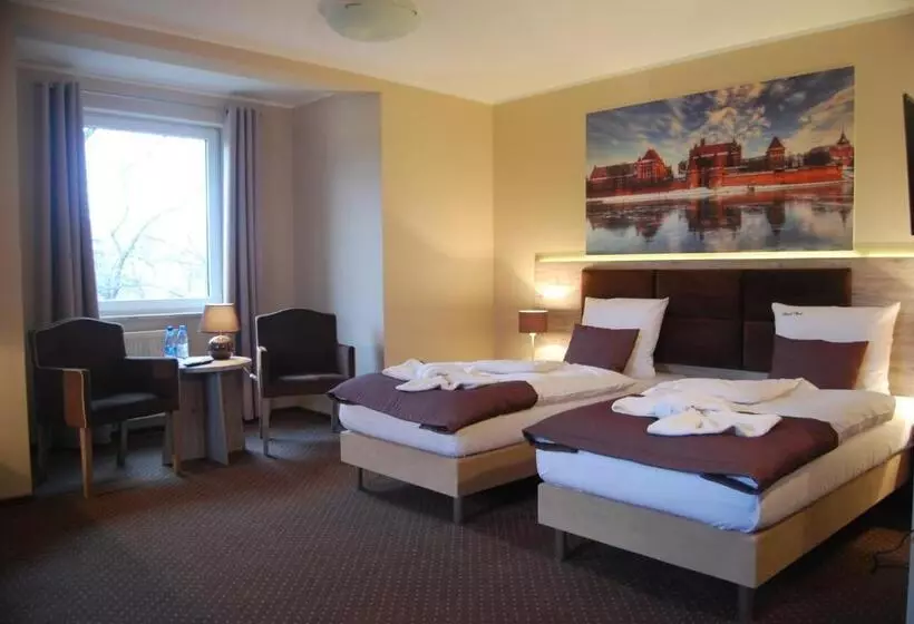 Hotel Piast Przy Zamku