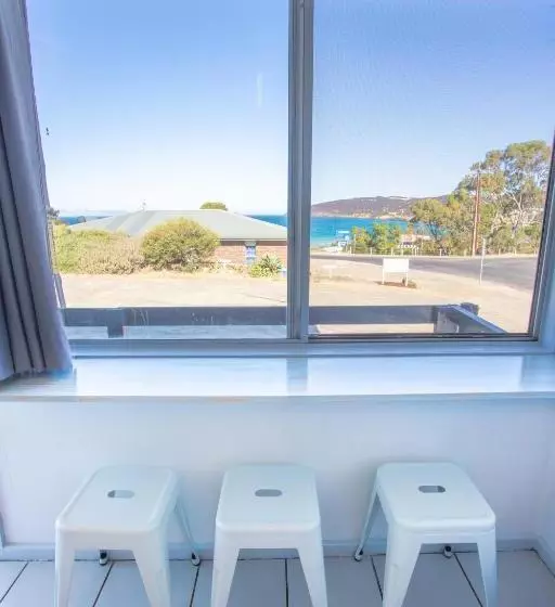 모텔 Penneshaw Beach Stay