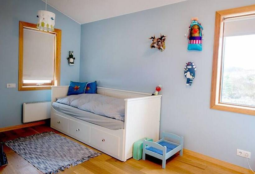 Odinsve Country Home