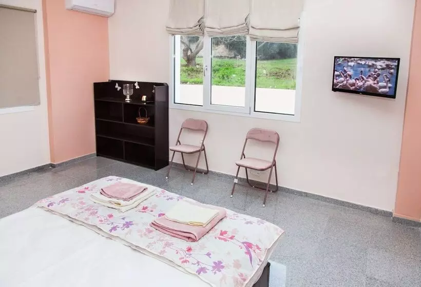 پانسیون Bright And Relax Studio A In Porto Rafti