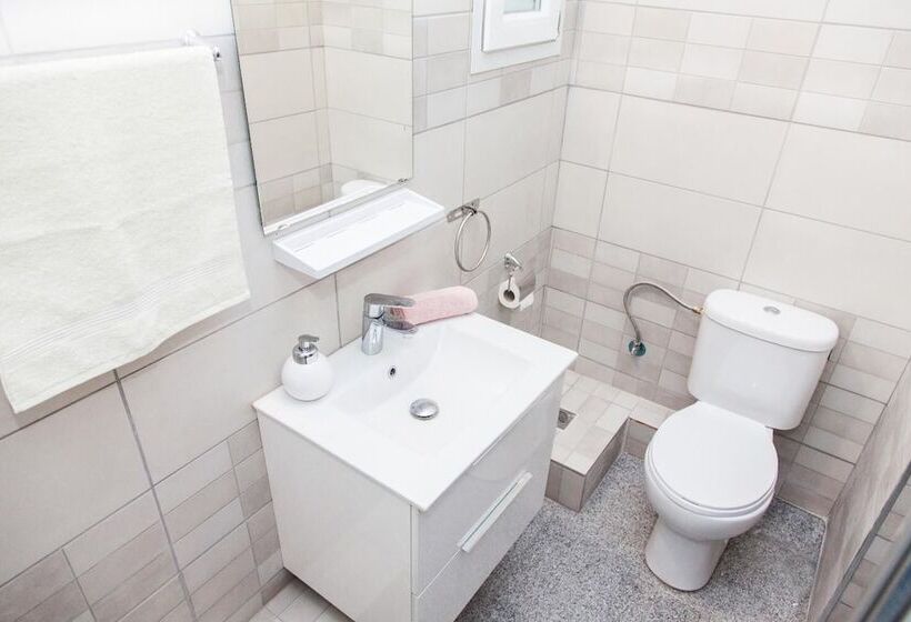 Pensionat Bright And Relax Studio A In Porto Rafti