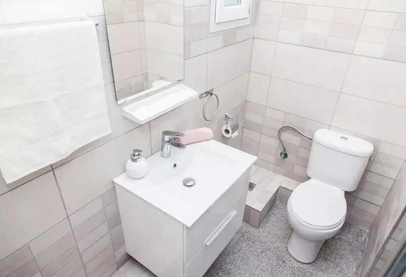 پانسیون Bright And Relax Studio A In Porto Rafti