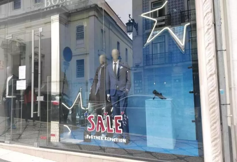 پانسیون Chiado Open World Hostel