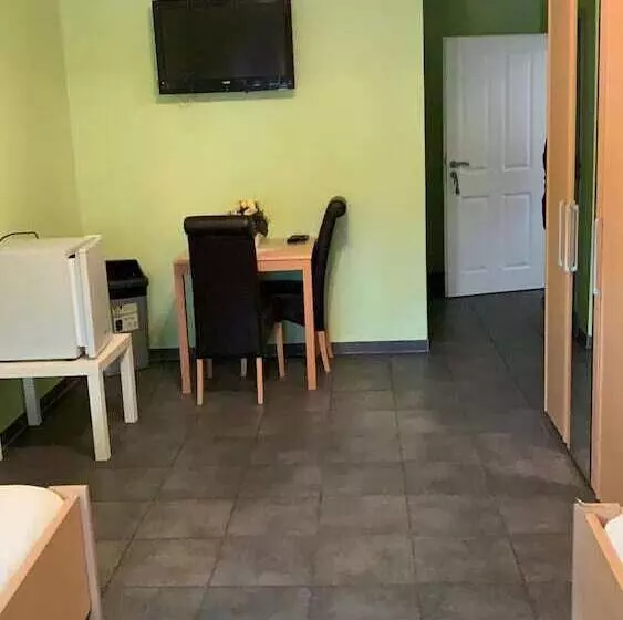 ペンション Motel Am Outletcenter