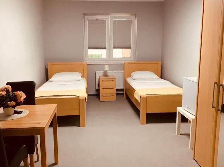 ペンション Motel Am Outletcenter