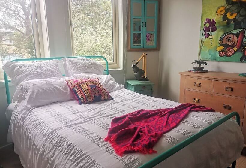 بنسيون Stylish Comfortable Central Artists Home