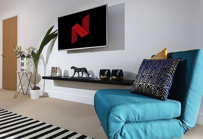 Penthouse Plymouth Apartment Sea View Sleeps 7 Private Parking Habita Property