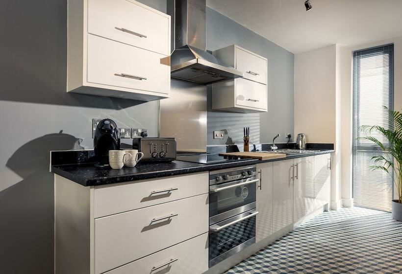 Penthouse Plymouth Apartment Sea View Sleeps 7 Private Parking Habita Property