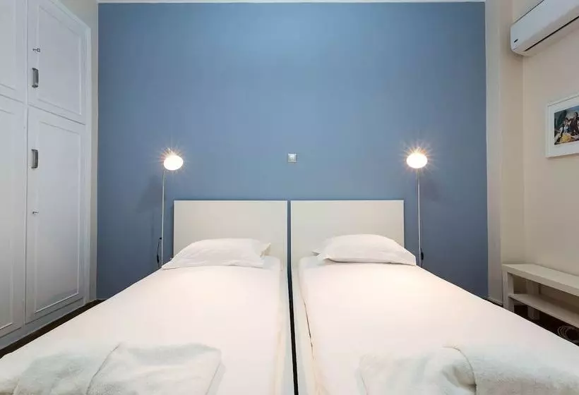 3 Bedrooms Apartment Under Acropolis