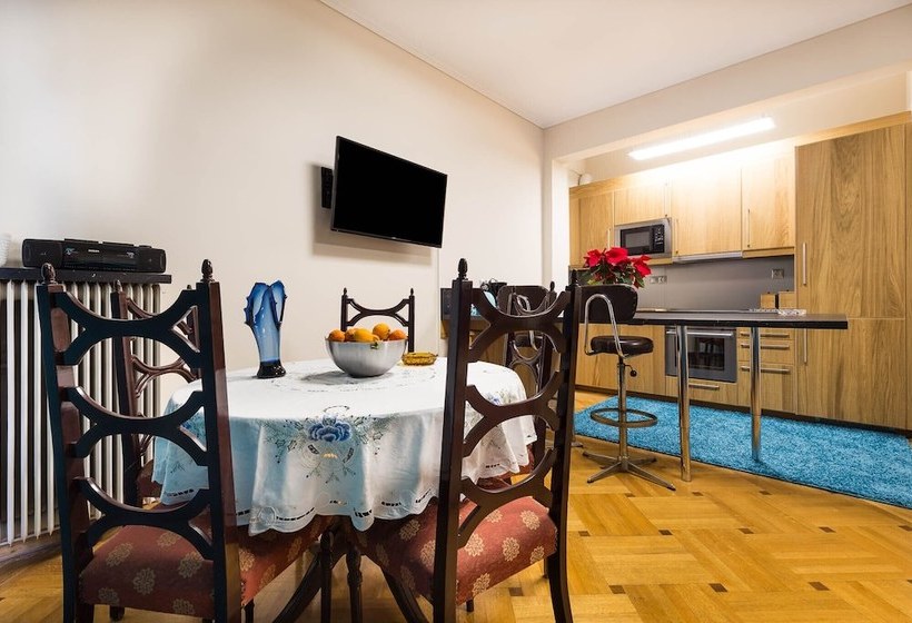 3 Bedrooms Apartment Under Acropolis