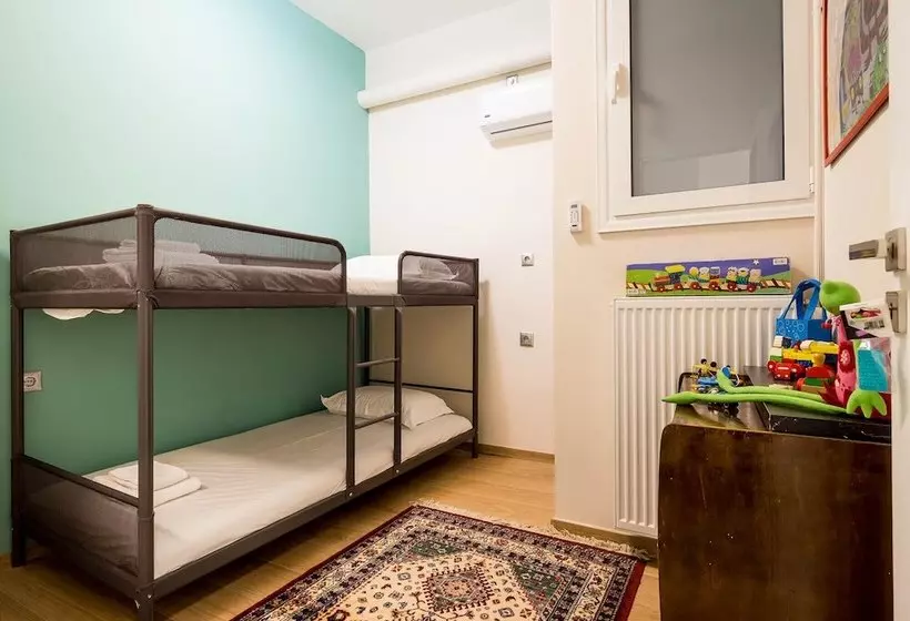 3 Bedrooms Apartment Under Acropolis