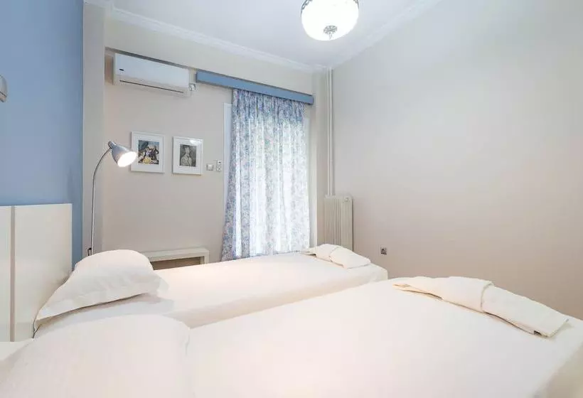 3 Bedrooms Apartment Under Acropolis