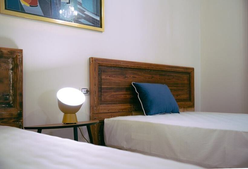 تختخواب و صبحانه Casa Vittoria Napoli Santa Lucia