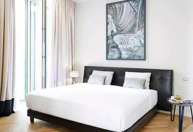تختخواب و صبحانه Casa Vittoria Napoli  Santa Lucia