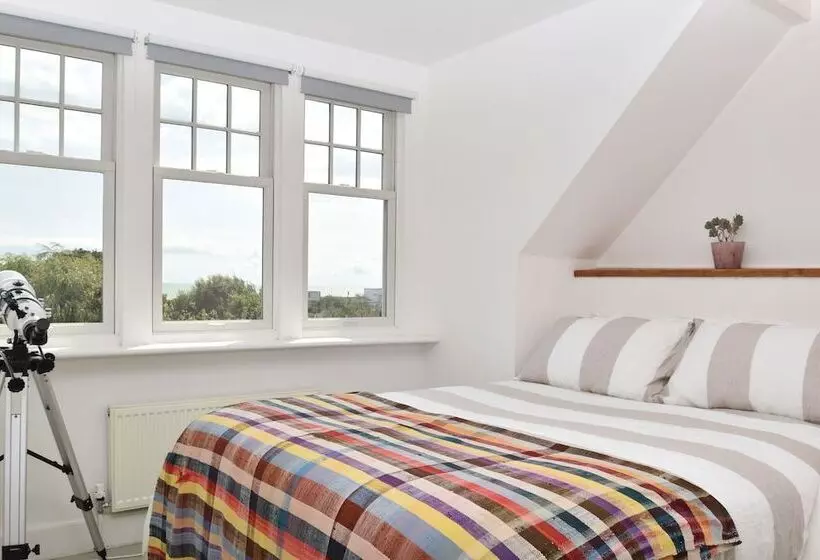 Coastguards Cottage